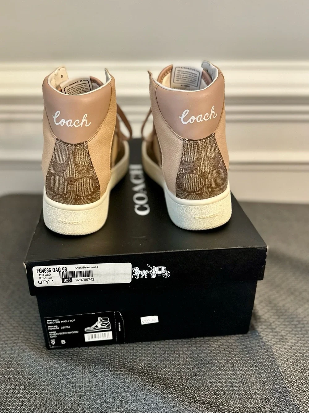 Coach Women’s Khaki/Beechwood High -Top Logo Sneakers